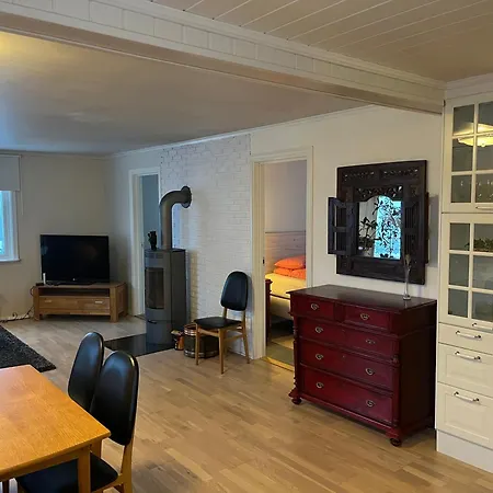 Cozy With A Fireplace, Well Connected To Bus, Quiet And View Over The Fjord Apartment Trondheim