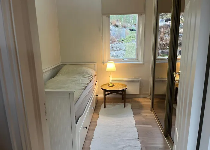 Cozy With A Fireplace, Well Connected To Bus, Quiet And View Over The Fjord * Trondheim
